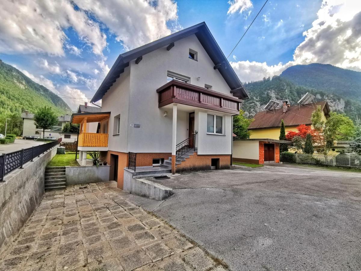 Apartmaji Tomsic Mojstrana Εξωτερικό φωτογραφία