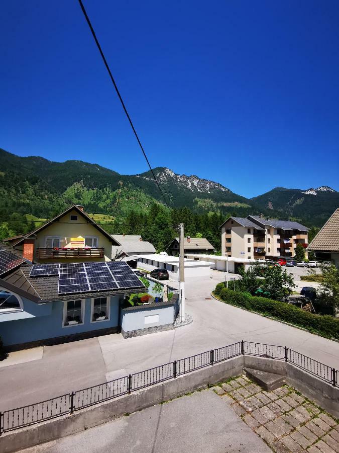 Apartmaji Tomsic Mojstrana Εξωτερικό φωτογραφία