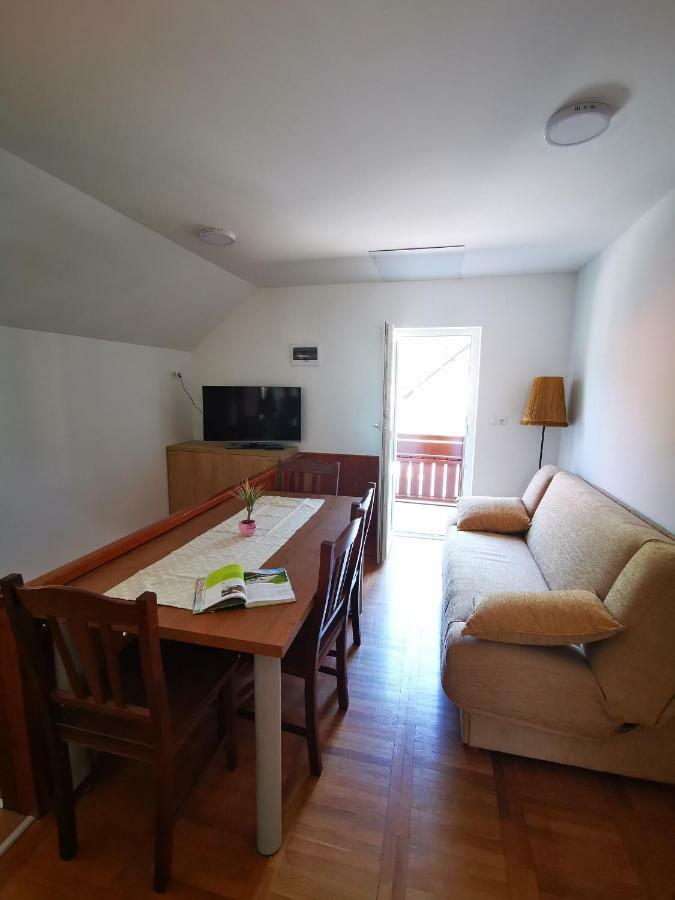 Apartmaji Tomsic Mojstrana Εξωτερικό φωτογραφία