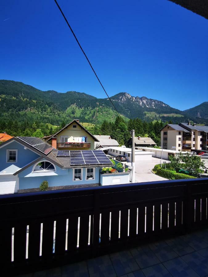 Apartmaji Tomsic Mojstrana Εξωτερικό φωτογραφία